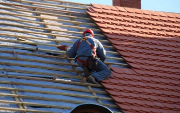 roof tiles Topcroft, Norfolk